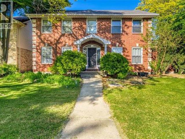 706 Esser Crescent, Sarnia, ON, N7S 5W6 house for sale | Listing ID 26018 | Royal LePage