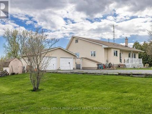 706 Spithead Road, Frontenac Islands The Islands, ON, K7G 2V6 house for sale | Listing ID X13445 | Royal LePage