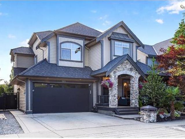 7073 B Street, Surrey, BC, V4N 5Z3 house for sale | Listing ID R3146 | Royal LePage