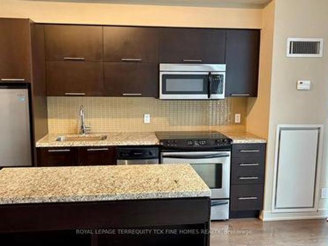 707 21 Nelson Street, Toronto, ON, M5V 3H9 lease for lease | Listing ID C13552 | Royal LePage