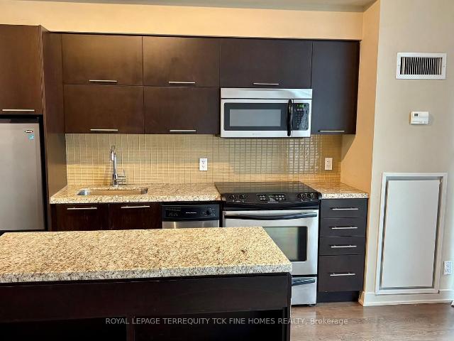 707 21 Nelson Street, Toronto | Leased, C13552 | Condos. Ca