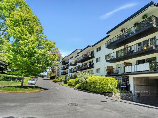 707 Esquimalt Rd 3 Bedroom Apartment for Rent at 707 Esquimalt Rd, Victoria, BC V9A 3L7 Victoria West