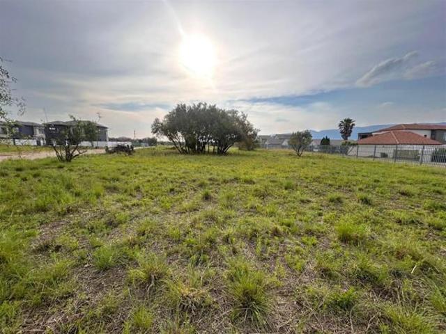 707 m² Land available in Everglades Estate