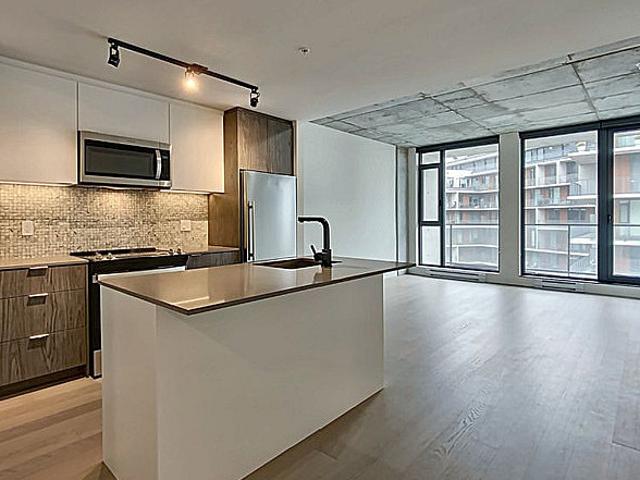 708 000$ Condo à Vendre à Saint laurent