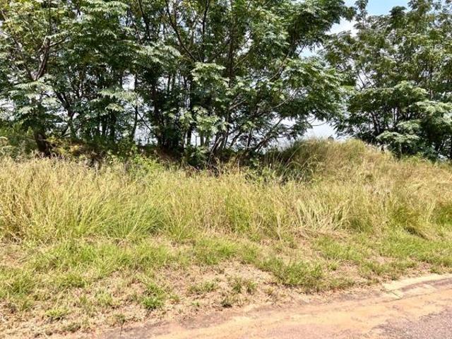 708 m² Land available in Everglades Estate