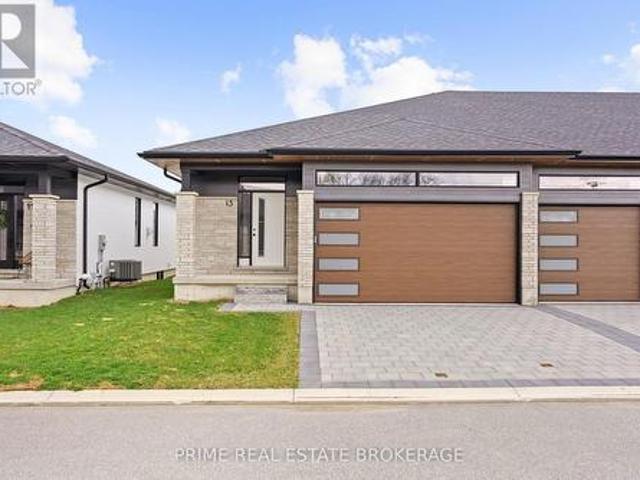 70 13 Coastal Crescent, Lambton Shores Grand Bend, ON, N0M 1T0 vacant land for sale | Listing ID X13568 | Royal LePage
