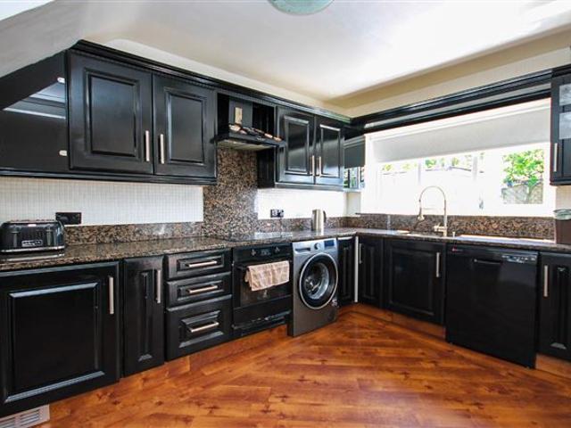 70 Watergate, Oldbawn, Tallaght, Dublin 24 DNG Tallaght 4925 MyHome. Ie Residential