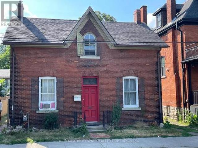 70 Wellington Street S, Hamilton, ON, L8N 2R1 house for sale | Listing ID X13588 | Royal LePage