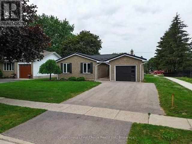 70 Bedford Drive, Stratford, ON, N5A 5J5 house for sale | Listing ID X13543 | Royal LePage