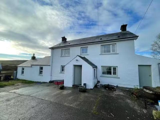 70 Carnalbanagh Road