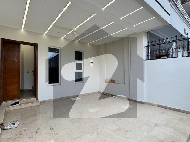 70 Feet Road 7 Marla 30x60 House For Sale In G 13/3 Islamabad G 13
