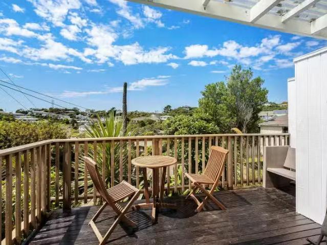70 Glanmire Road, Newlands, Wellington City