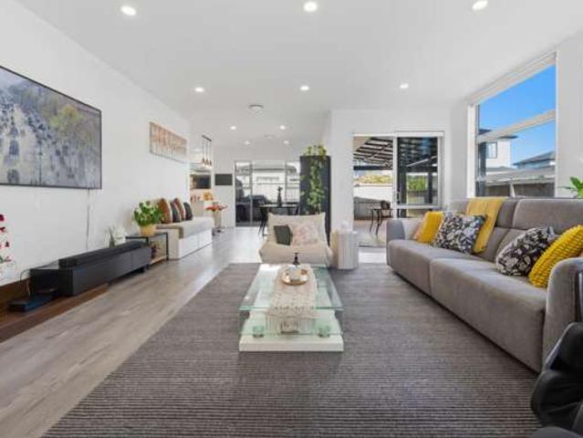 70 Hughs Way, Flat Bush, Manukau City