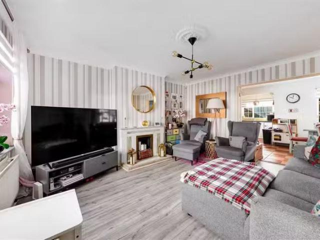 70 Monksfield Heights Clondalkin Dublin 22, D22 C927