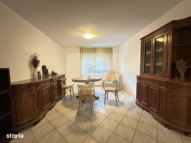 70 mp/3 camere/2 băi/Zona străzii Teleorman
