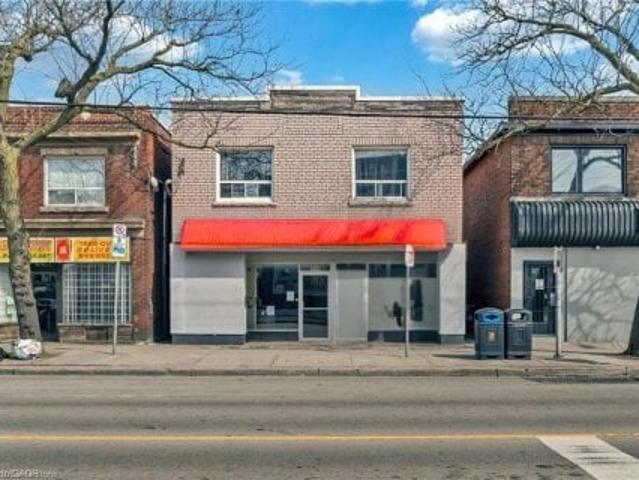 70 Ottawa Street N