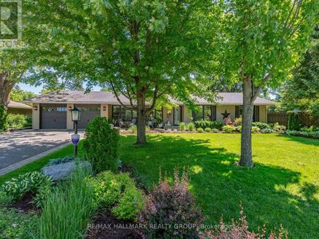 70 Pellan Way, Ottawa, ON, K2K 1J8 house for sale | Listing ID X13464 | Royal LePage