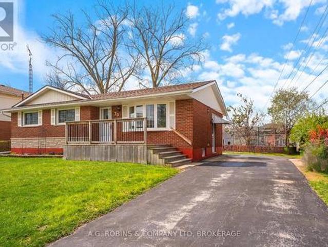 70 Radford Avenue, Fort Erie Lakeshore, ON, L2A 5H8 house for sale | Listing ID X12118 | Royal LePage