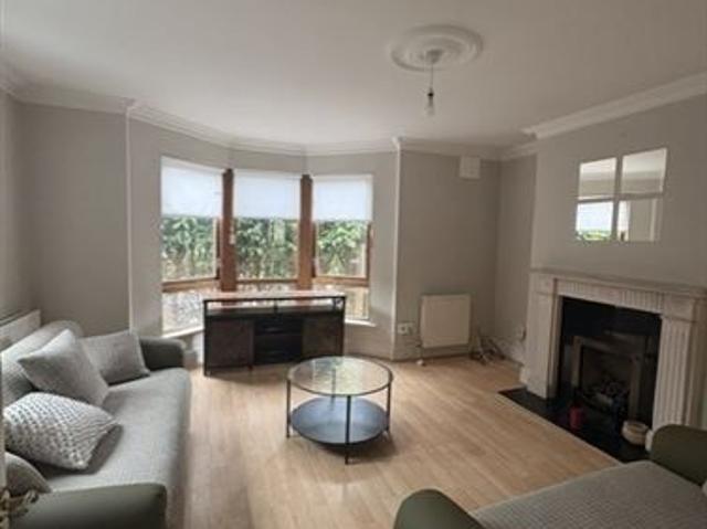 70 Shrewsbury Park, Ballsbridge, Dublin 4, D04 N6P0