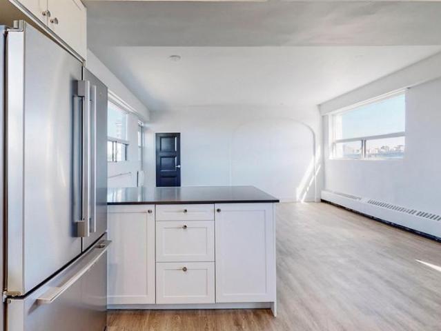 70 Spadina Road Studio Apartment for Rent at 70 Spadina Rd, Toronto, ON M5R 2T6 The Annex