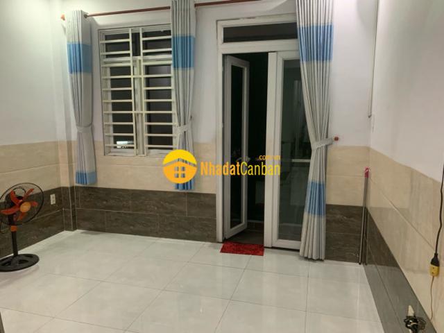70m² kdc xi măng hà tiên nhà 2 tầng kiên cố đường ô tô 8m thuận tiện di chuyển