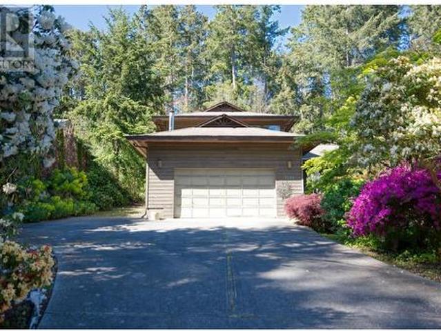 7104 Dale Road, Sechelt, BC, V7Z 0N2 house for sale | Listing ID R2888 | Royal LePage