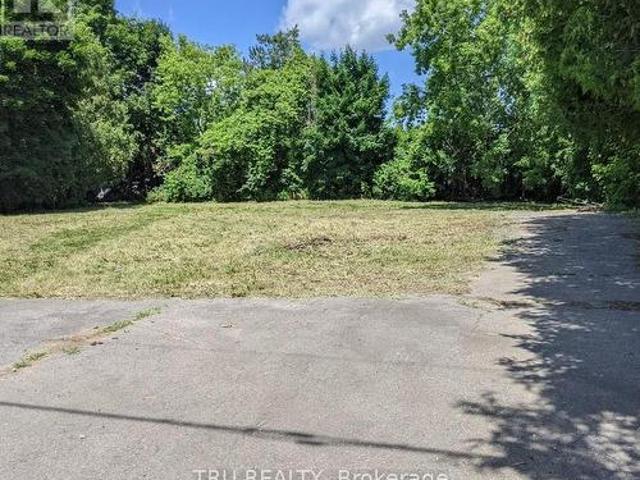 7101 Mason Street, Ottawa, ON, K4P 1C3 vacant land for sale | Listing ID X13147 | Royal LePage