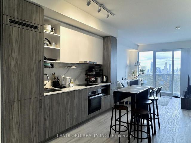 7102 55 Cooper Street, Toronto | Leased, C12881 | Condos. Ca