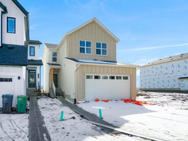 7103 50A Avenue, Beaumont, AB, T4X 3E5 house for sale | Listing ID E4480 | Royal LePage