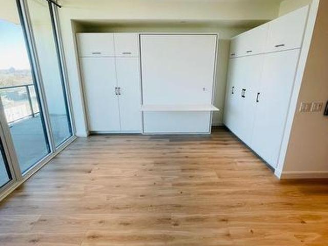 710 741 King Street W, Kitchener, ON, N2G 0E9 lease for lease | Listing ID X13589 | Royal LePage