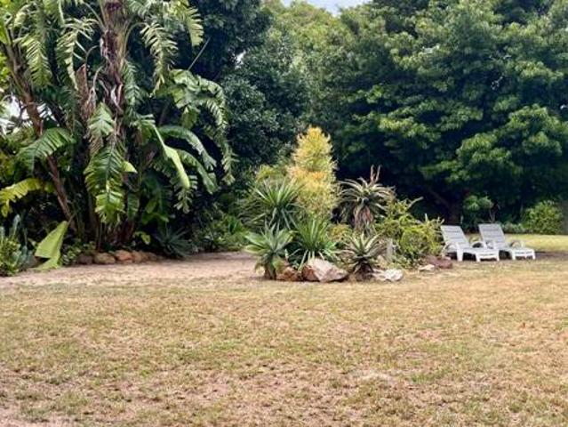 710 m² Land available in Summerstrand