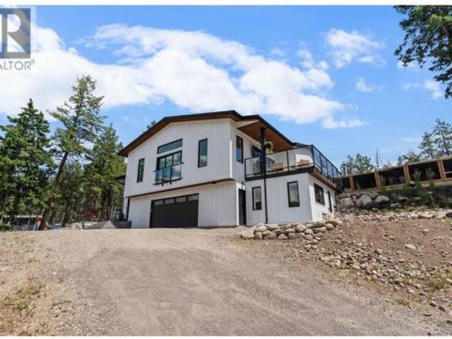 7111 Dunwaters Road, Kelowna, BC, V1W 3W6 house for sale | Listing ID 10393 | Royal LePage