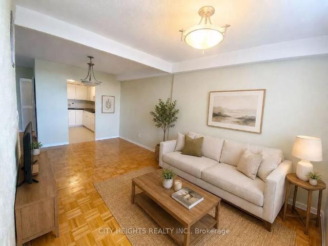 711 10 Edgecliff Golfway