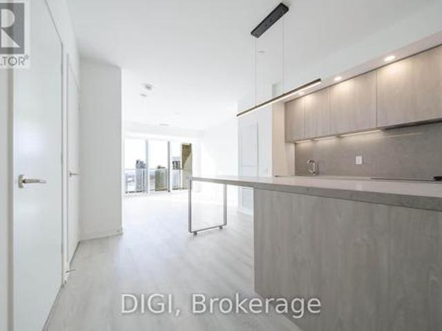 711 57 Spadina Avenue, Toronto, ON, M5V 0T9 lease for lease | Listing ID C13451 | Royal LePage