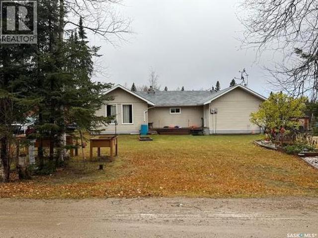 711 Waskos Drive, Northern Admin District, SK, S0J 3G0 house for sale | Listing ID SK030607 | Royal LePage