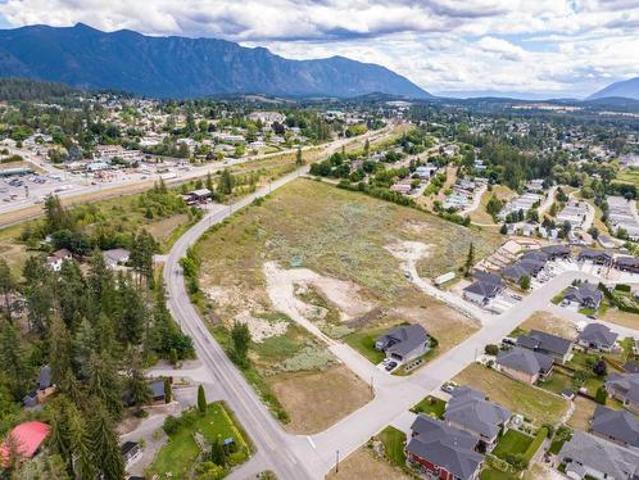 712 Valleyview Drive, Creston, BC, V0B 1G0 vacant land for sale | Listing ID 2478 KO | Royal LePage