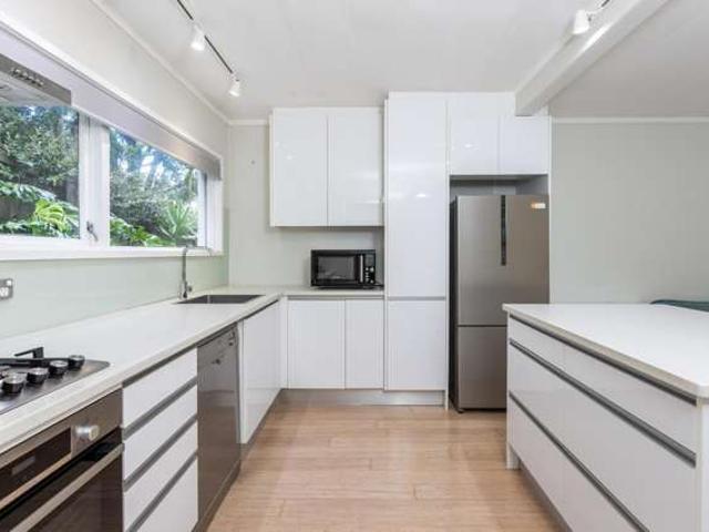 7/137 Jervois Road, Herne Bay, Auckland City