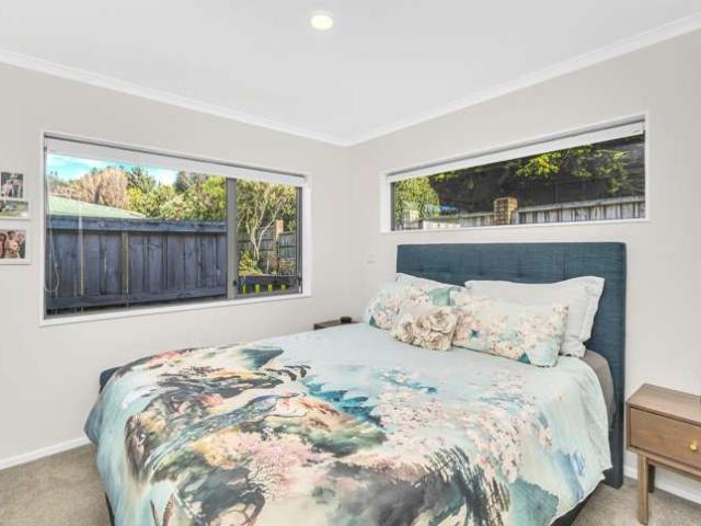 71/42 Main Road, Tawa, Wellington City
