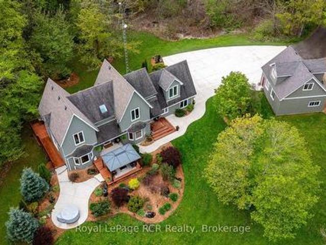 714329 Baseline Road, Grey Highlands, ON, N0C 1E0 Luxury House for sale | Listing ID X12137 | Royal LePage Carriage Trade Luxury Properties
