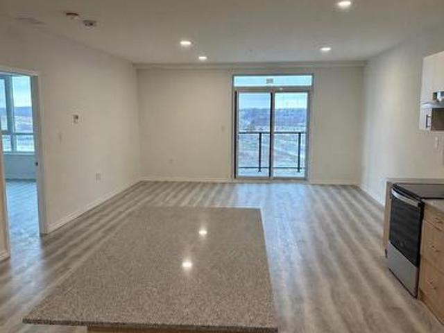 714 1 Paisley Road, Guelph Willow West/Sugarbush/West Acres, ON, N1K 0E3 lease for lease | Listing ID X13063 | Royal LePage