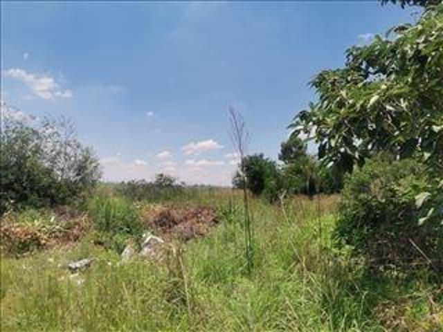 714 m² Land available in Eloff