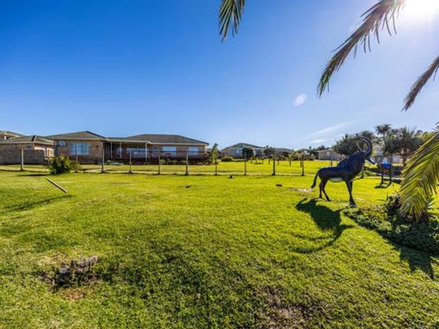 714 m² Land available in Four Seasons