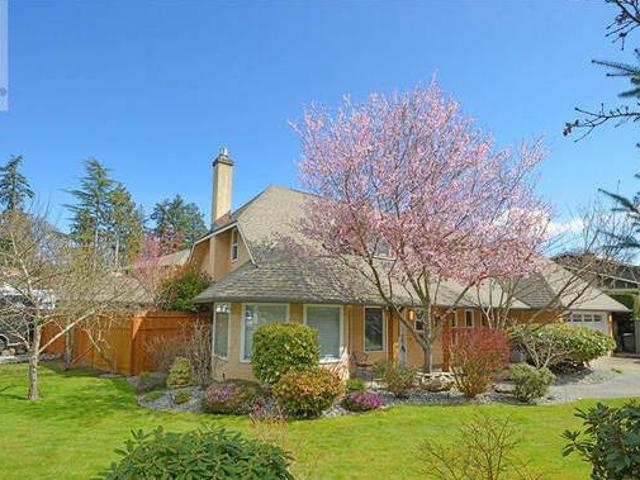 714 Paskin Way Saanich British Columbia
