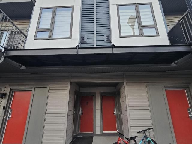 715 2 William Jackson Drive, Pickering | 3Beds/3Bath, Townhouse, $2,700/mo | Condos. Ca