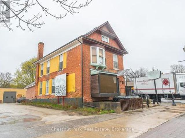 715 2Nd Avenue E, Owen Sound, ON, N4K 2G9 investment for sale | Listing ID X11893 | Royal LePage
