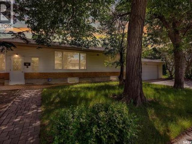 715 Connaught Street, Regina, SK, S4T 4S5 house for sale | Listing ID SK041610 | Royal LePage