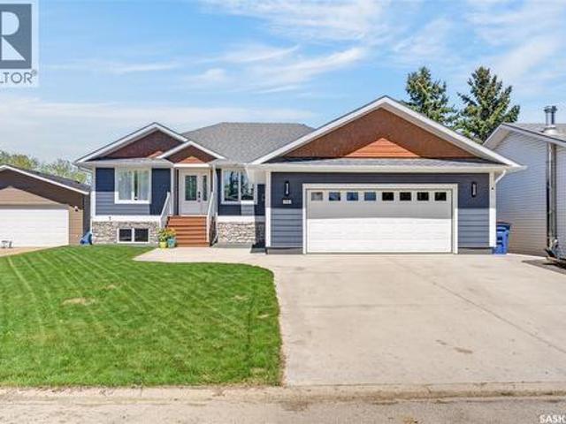 715 Golburn Crescent, Tisdale, SK, S0E 1T0 house for sale | Listing ID SK038605 | Royal LePage