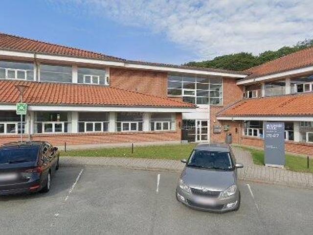 715 m2 kontor til leje i Viby J