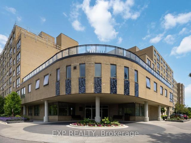 716 326 Major Mackenzie Drive E, Richmond Hill | 1+1Beds/1Bath, Condo, $360,000 | Condos. Ca