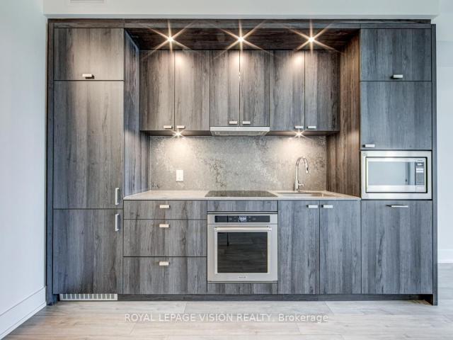 716 858 Dupont Street in Toronto: Dovercourt Wallace Emerson Junction Condo Apartment for lease Toronto W02: MLS®# W13168764